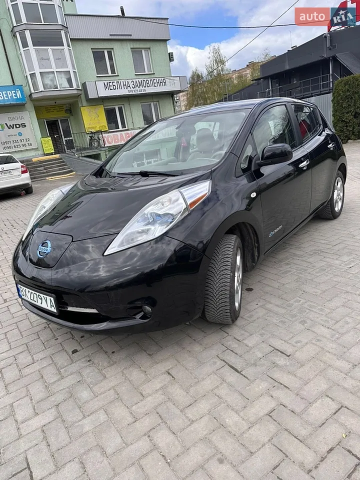 2010 Nissan Leaf - мініатюра 9