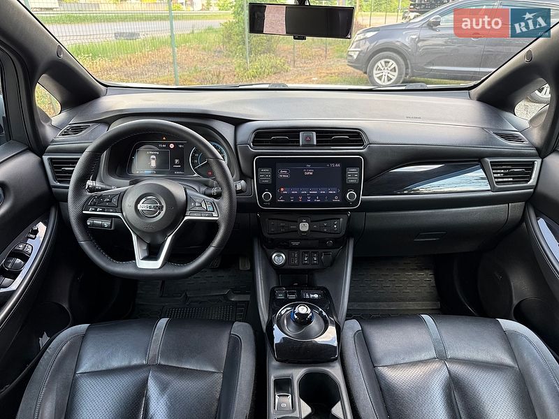 Хэтчбек Nissan Leaf 2021 в Виннице
