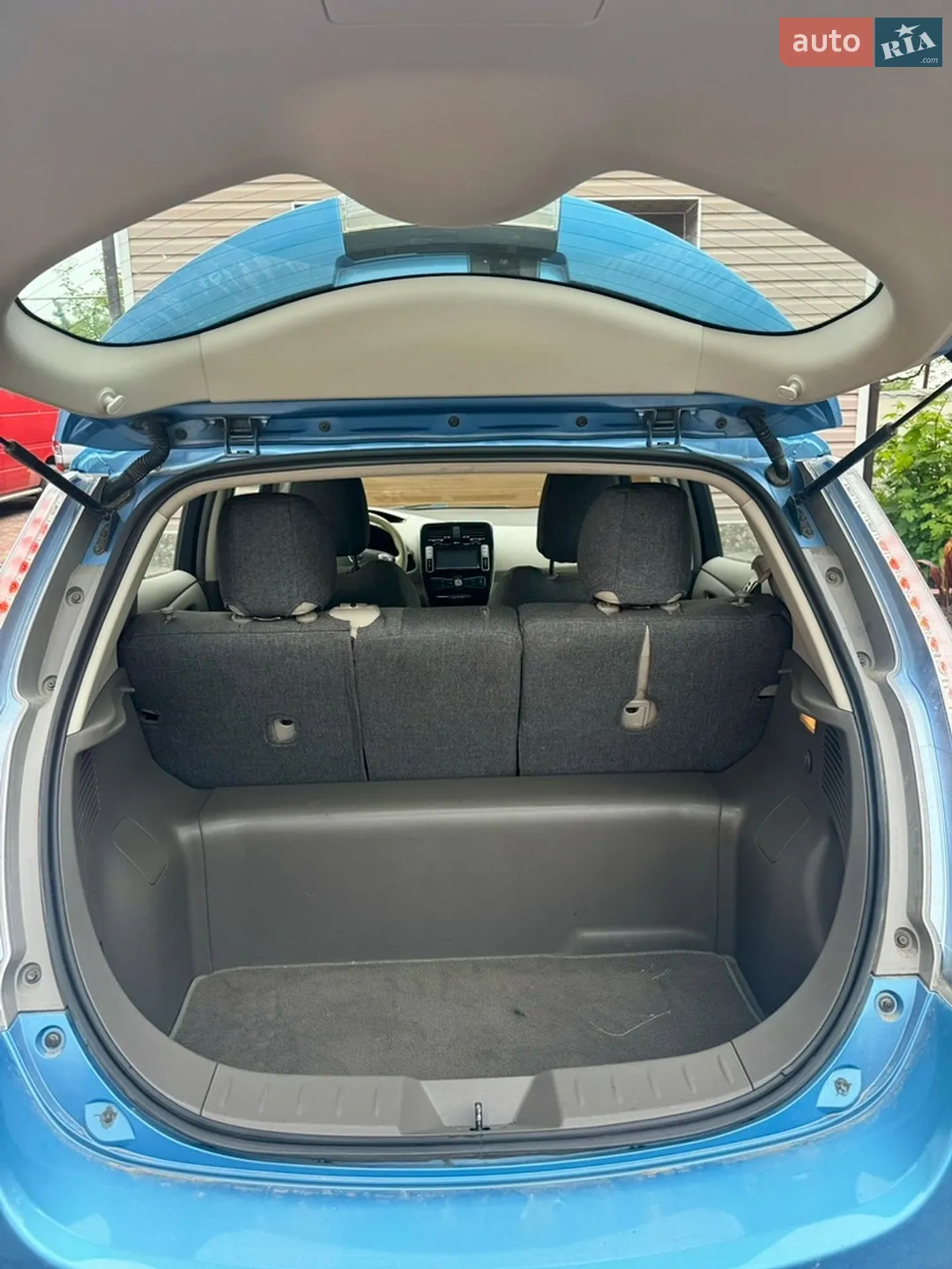 2012 Nissan Leaf - мініатюра 10
