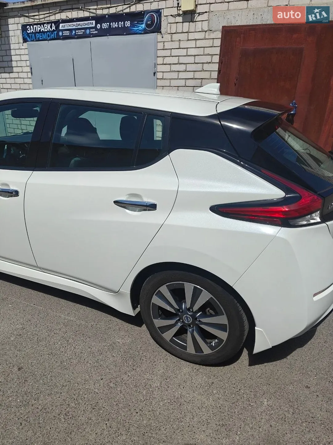 2017 Nissan Leaf - мініатюра 5