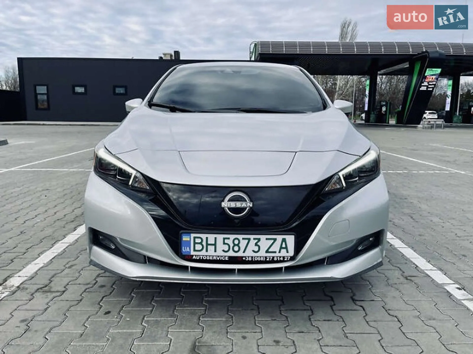2022 Nissan Leaf - мініатюра 5