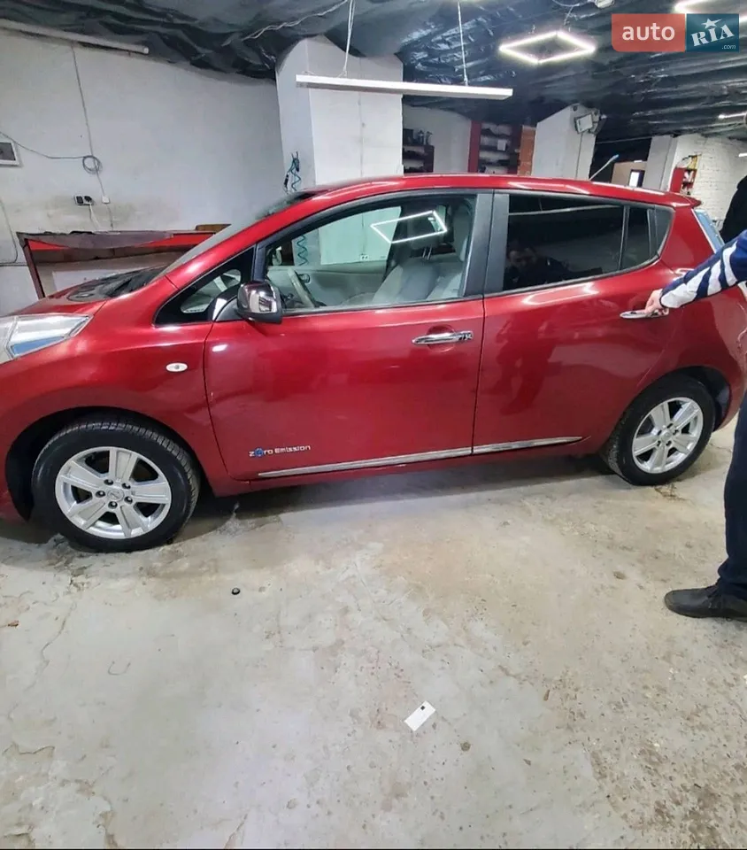 2012 Nissan Leaf - мініатюра 32