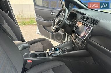 Хэтчбек Nissan Leaf 2020 в Кропивницком