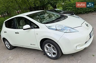 Хетчбек Nissan Leaf 2013 в Тернополі