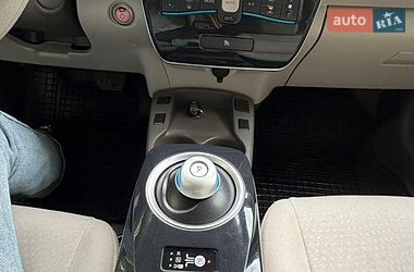 Хетчбек Nissan Leaf 2013 в Тернополі