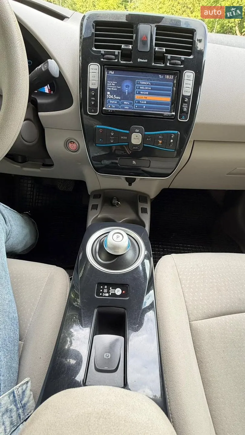 2013 Nissan Leaf - мініатюра 14
