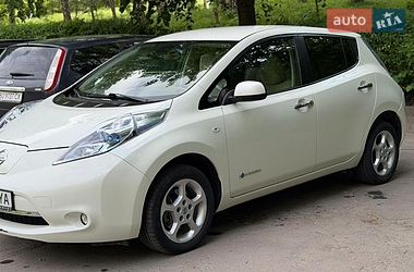 Хетчбек Nissan Leaf 2013 в Тернополі