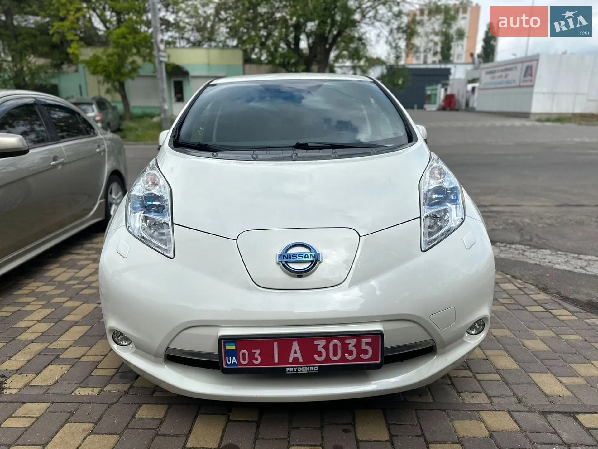 2017 Nissan Leaf - мініатюра 2