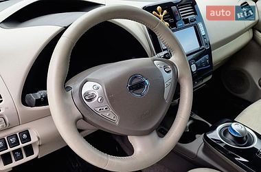 Хэтчбек Nissan Leaf 2013 в Тернополе