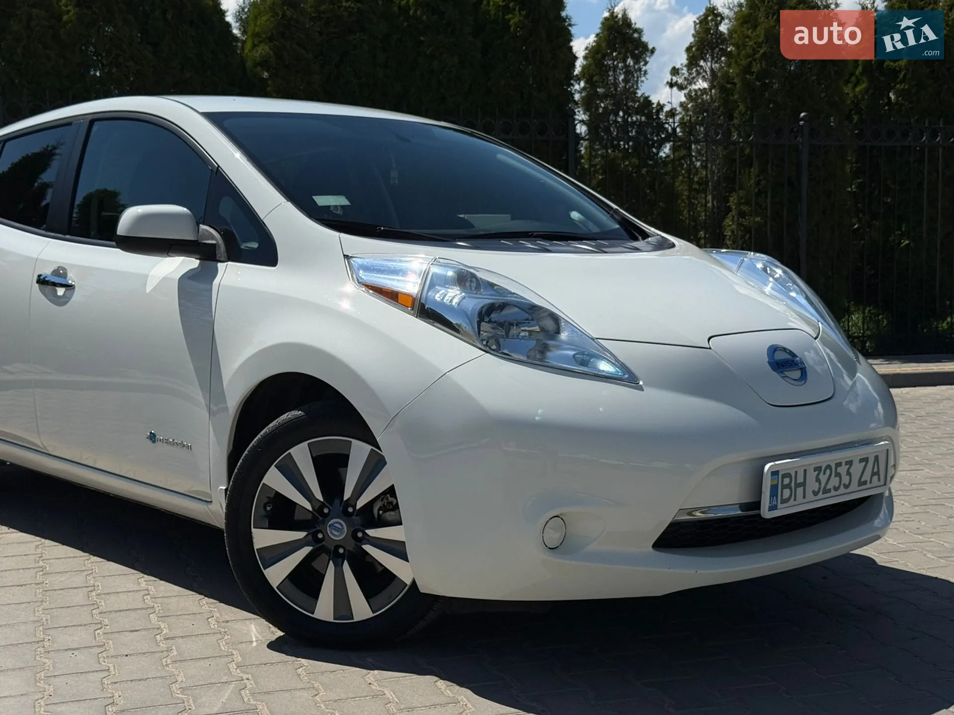 2017 Nissan Leaf - мініатюра 4