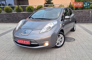 Хэтчбек Nissan Leaf 2015 в Львове