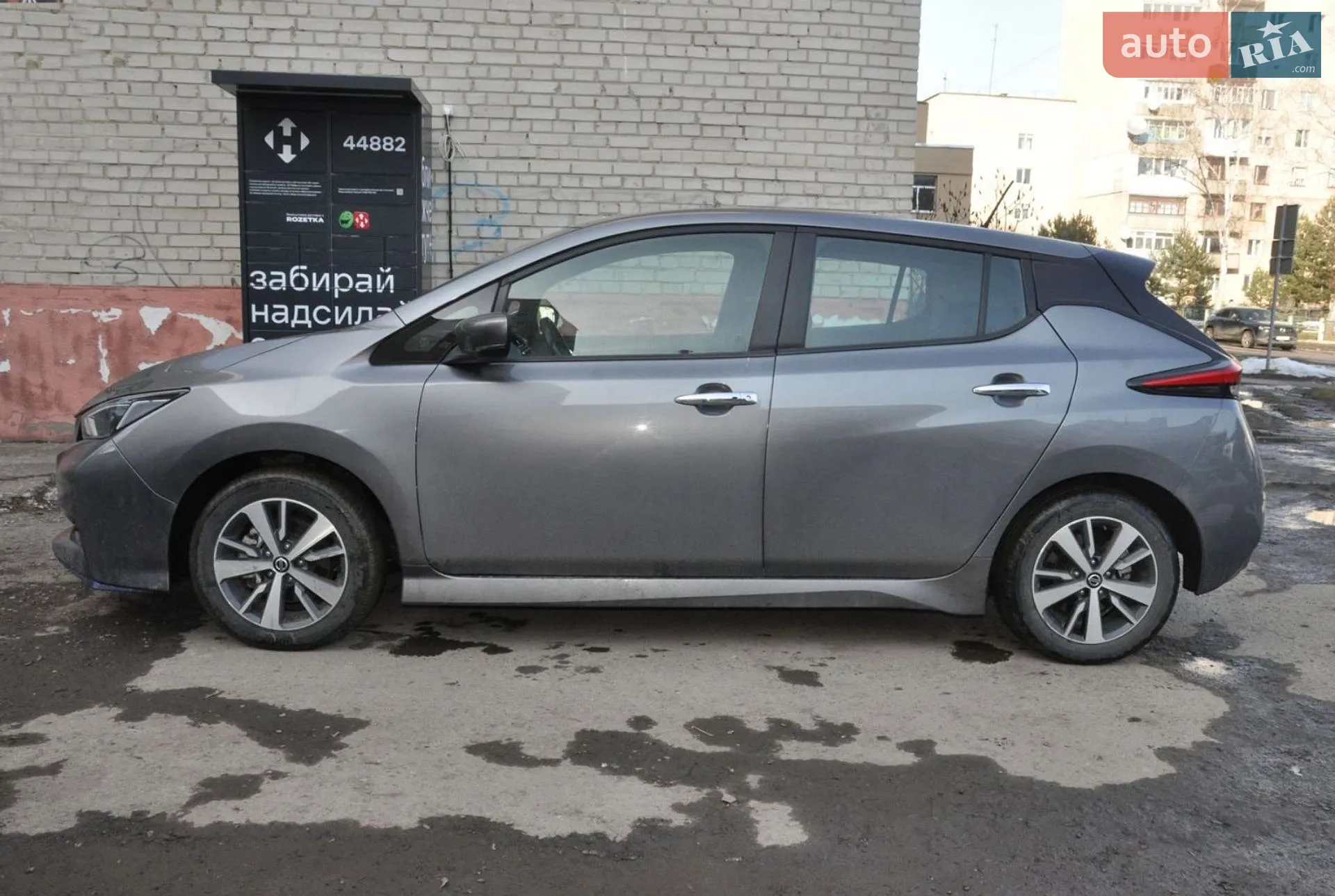 2022 Nissan Leaf - мініатюра 4