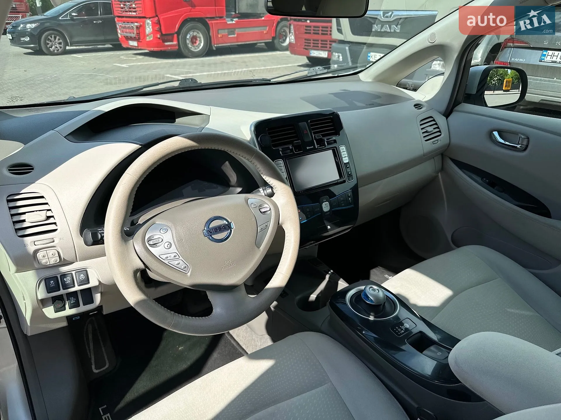 2012 Nissan Leaf - мініатюра 11