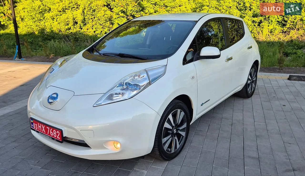 2015 Nissan Leaf - мініатюра 33