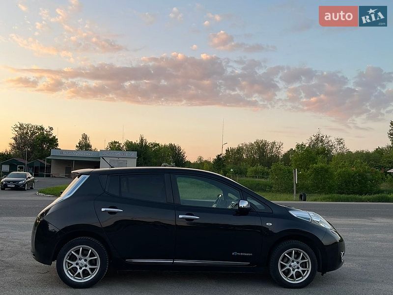 Хетчбек Nissan Leaf 2014 в Звенигородці фото 3 Хетчбек Nissan Leaf 2014 в Звенигородці