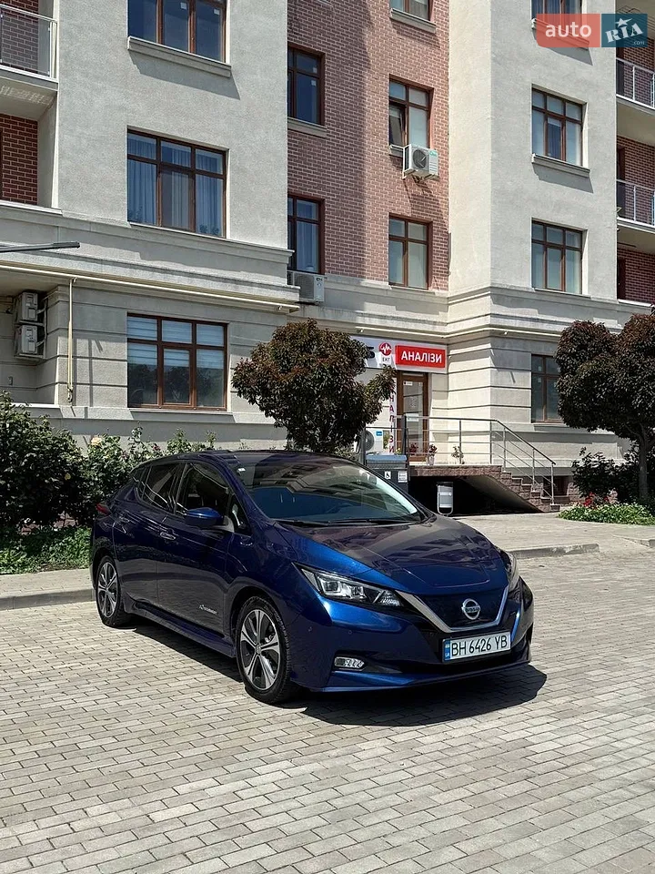 2017 Nissan Leaf - мініатюра 8