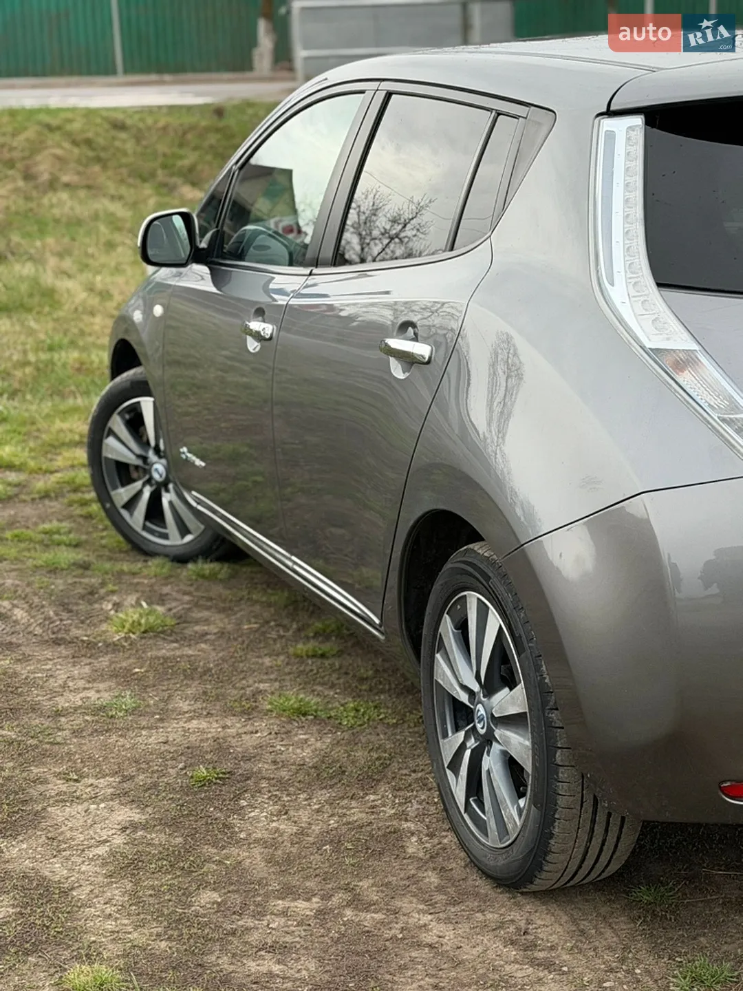 2014 Nissan Leaf - мініатюра 12
