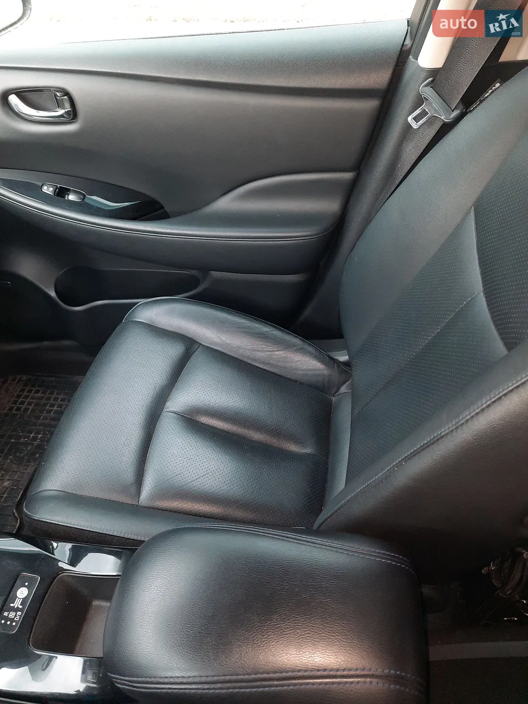 2016 Nissan Leaf - мініатюра 21