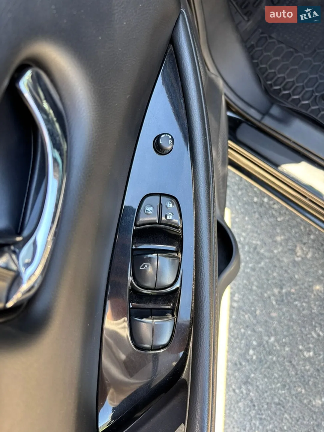 2016 Nissan Leaf - мініатюра 15