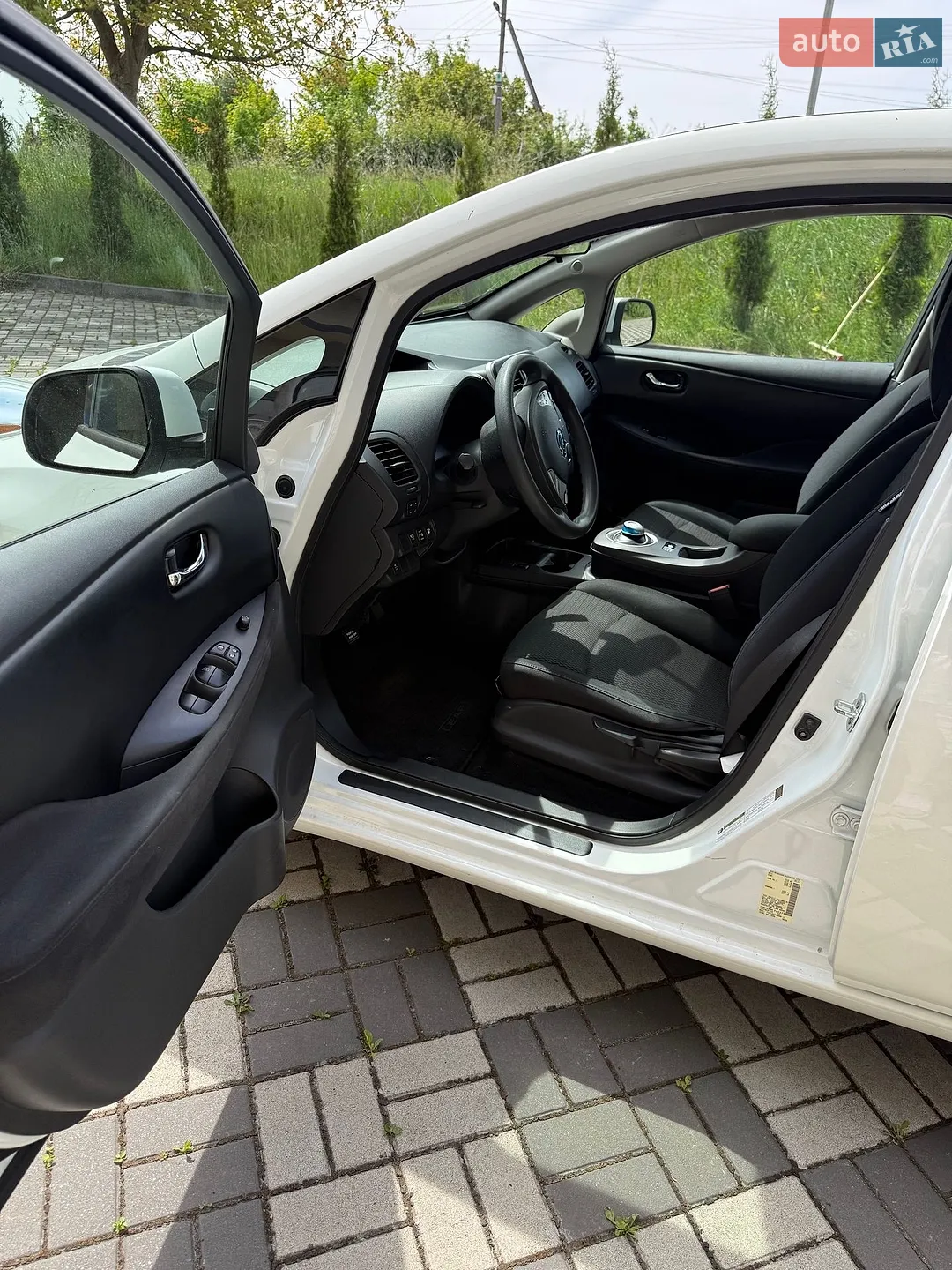 2017 Nissan Leaf - мініатюра 16