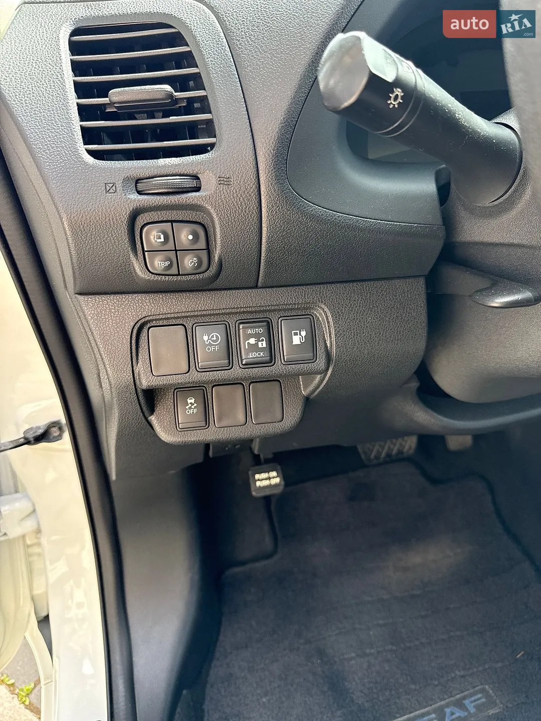 2017 Nissan Leaf - мініатюра 21