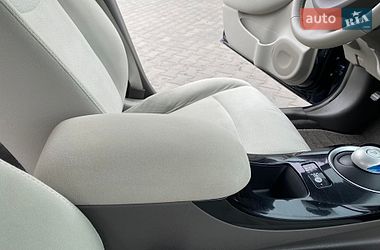 Хэтчбек Nissan Leaf 2013 в Луцке