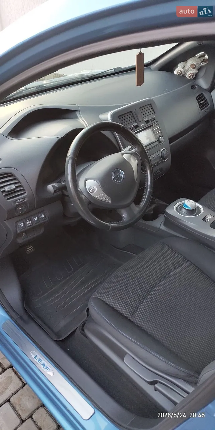 2013 Nissan Leaf - мініатюра 10