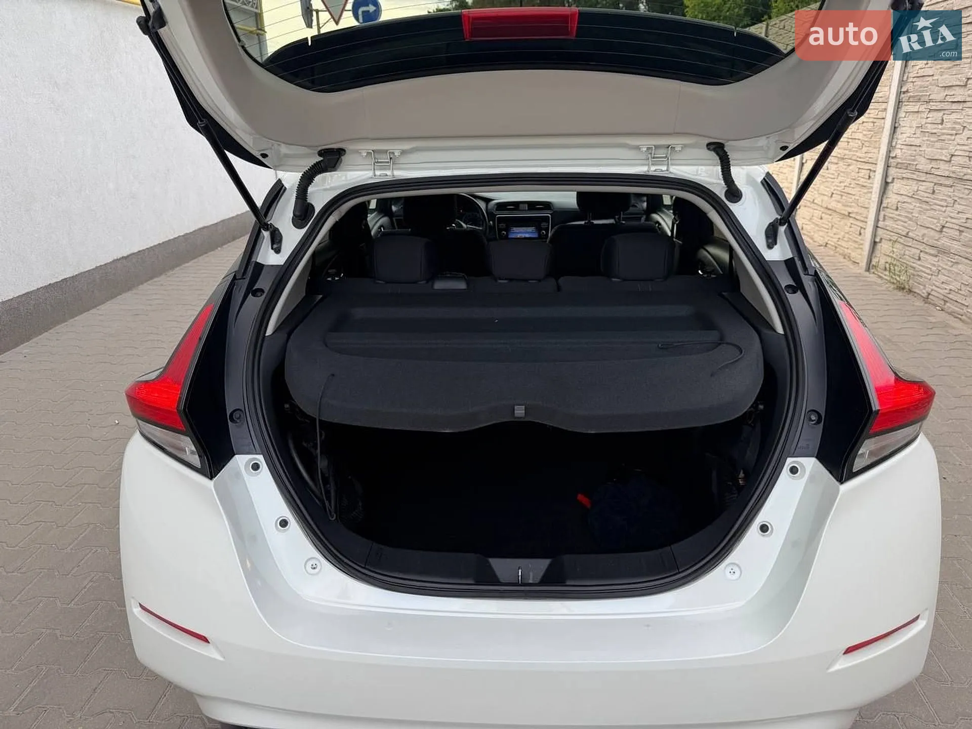 2018 Nissan Leaf - мініатюра 8