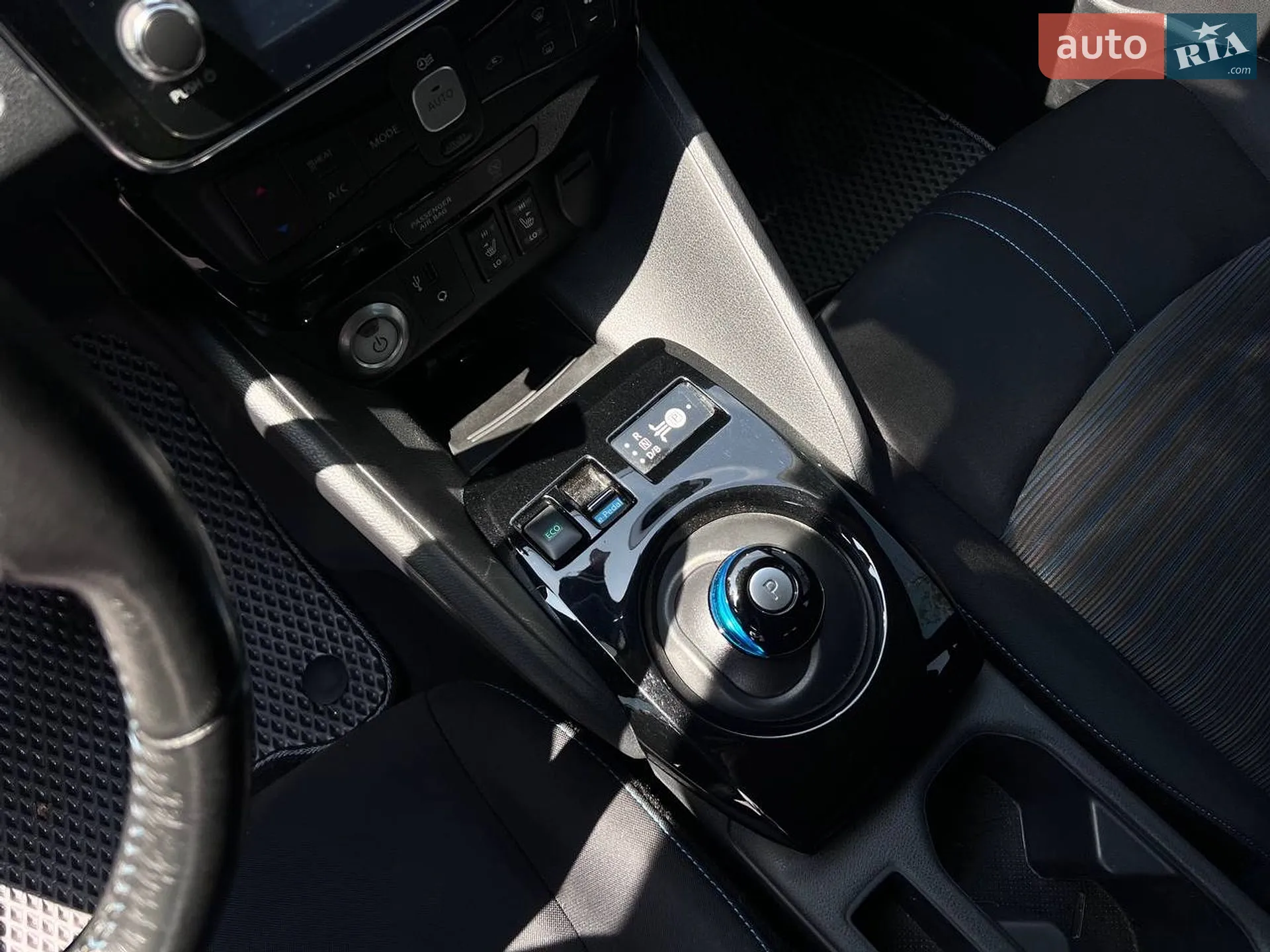 2019 Nissan Leaf - мініатюра 15
