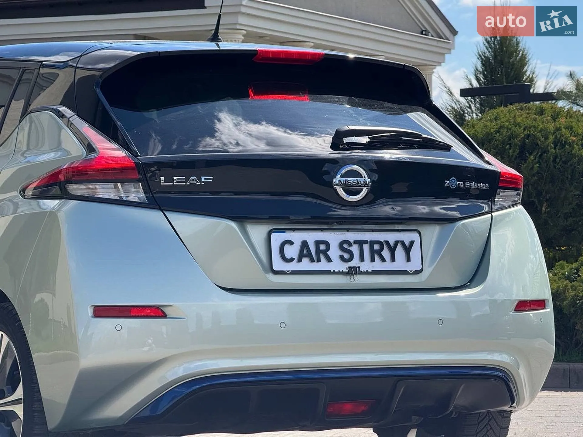 2020 Nissan Leaf - мініатюра 18
