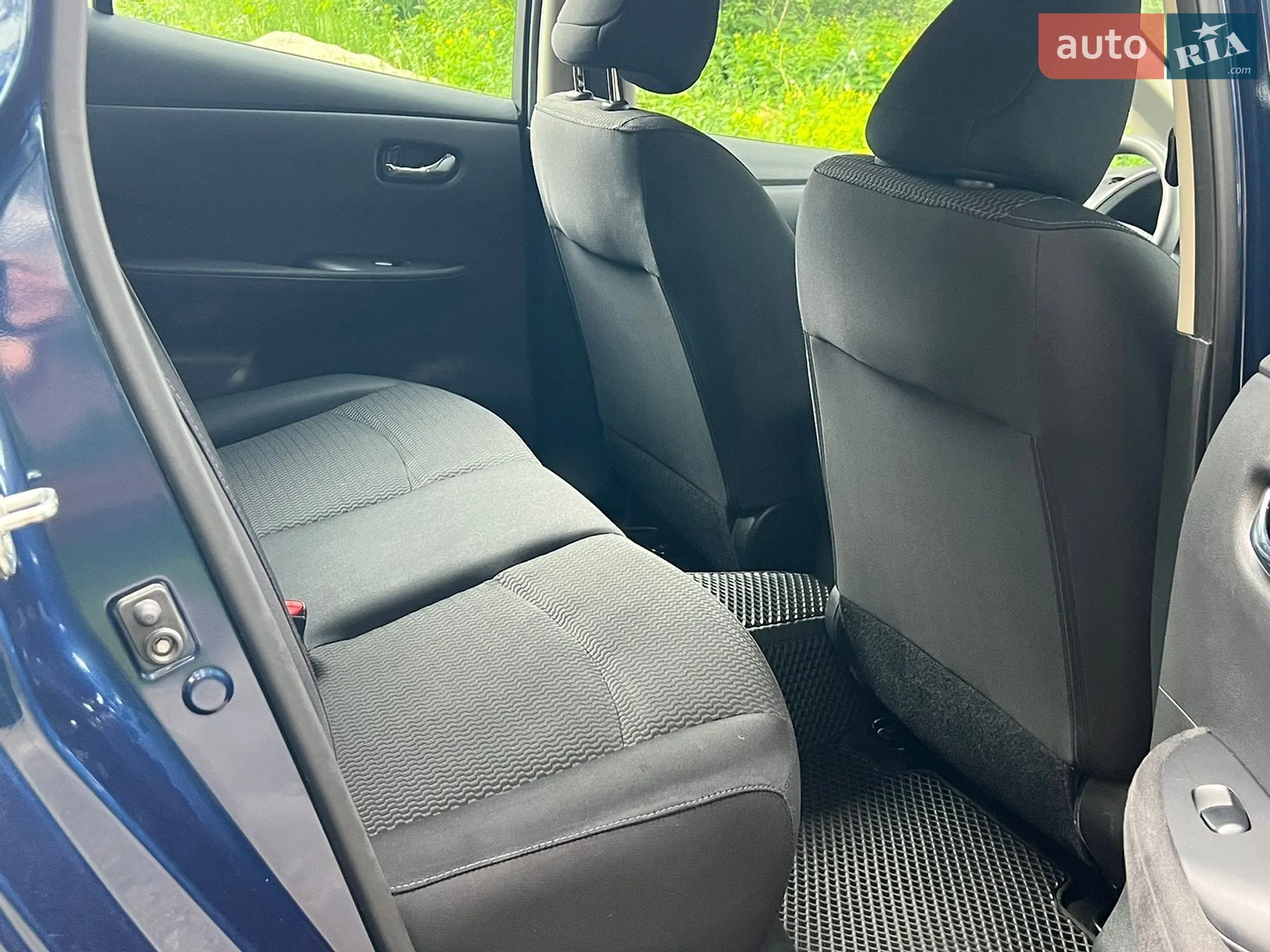 2017 Nissan Leaf - мініатюра 18