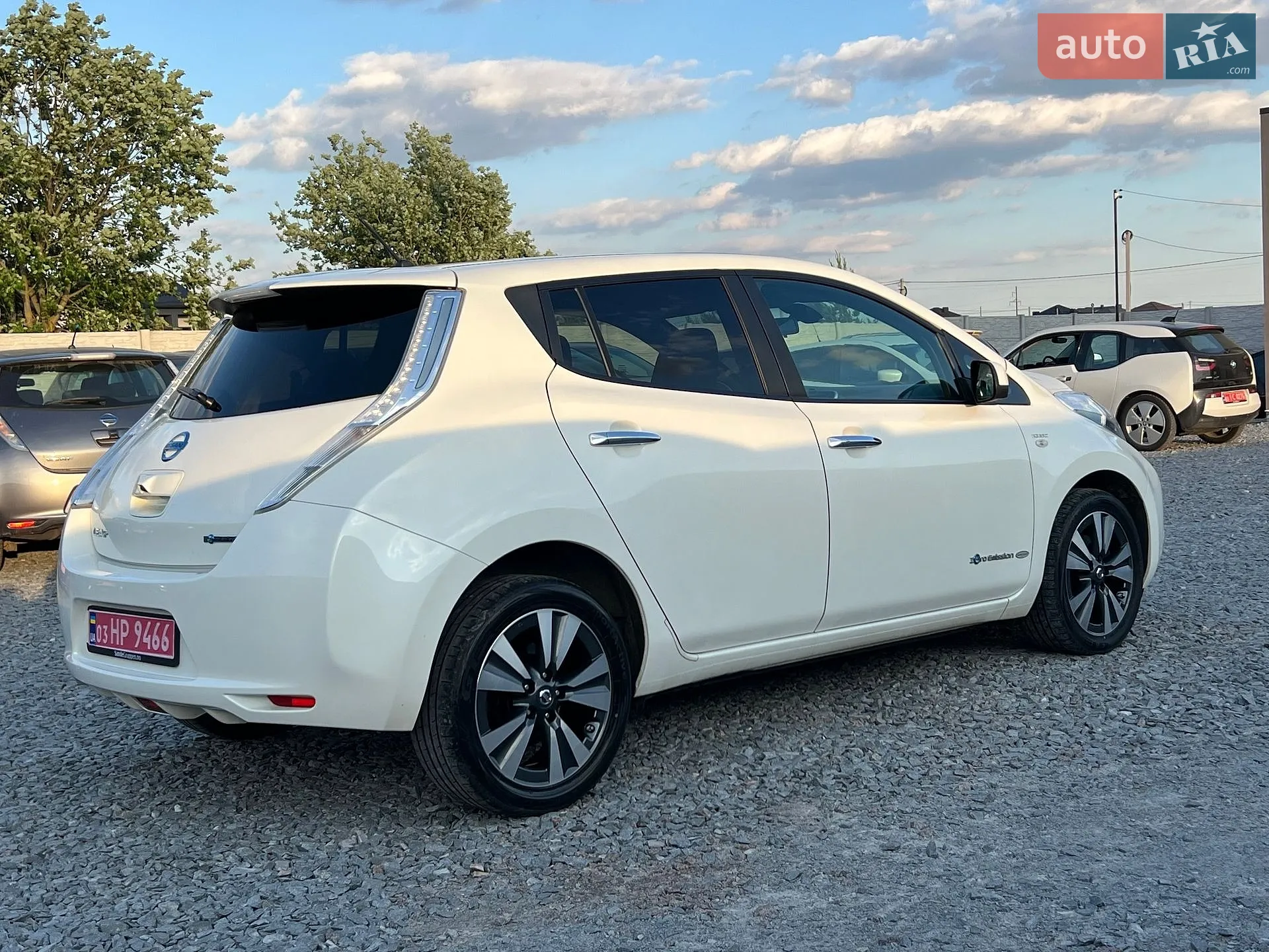 2015 Nissan Leaf - мініатюра 14