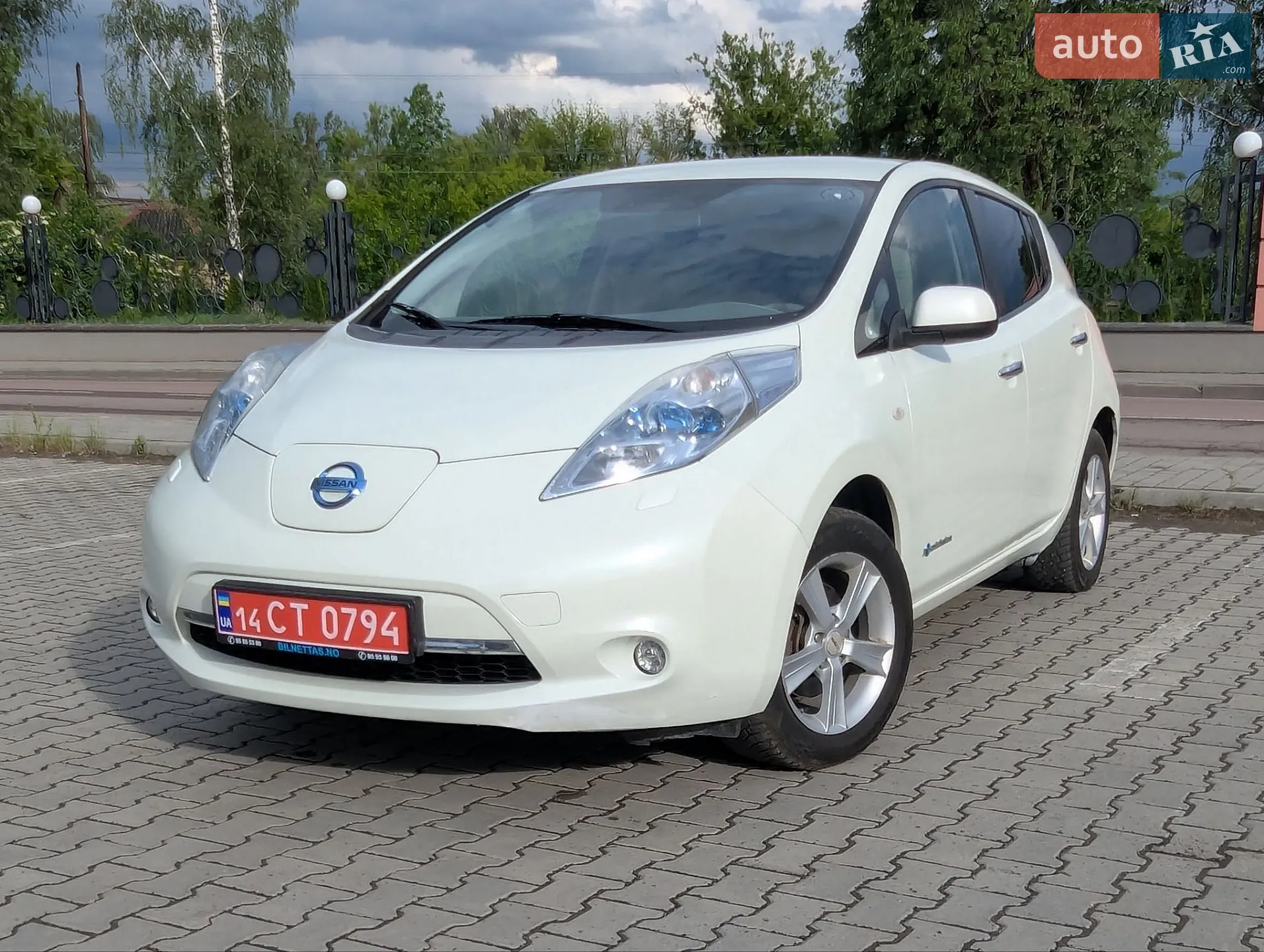 2012 Nissan Leaf - мініатюра 10