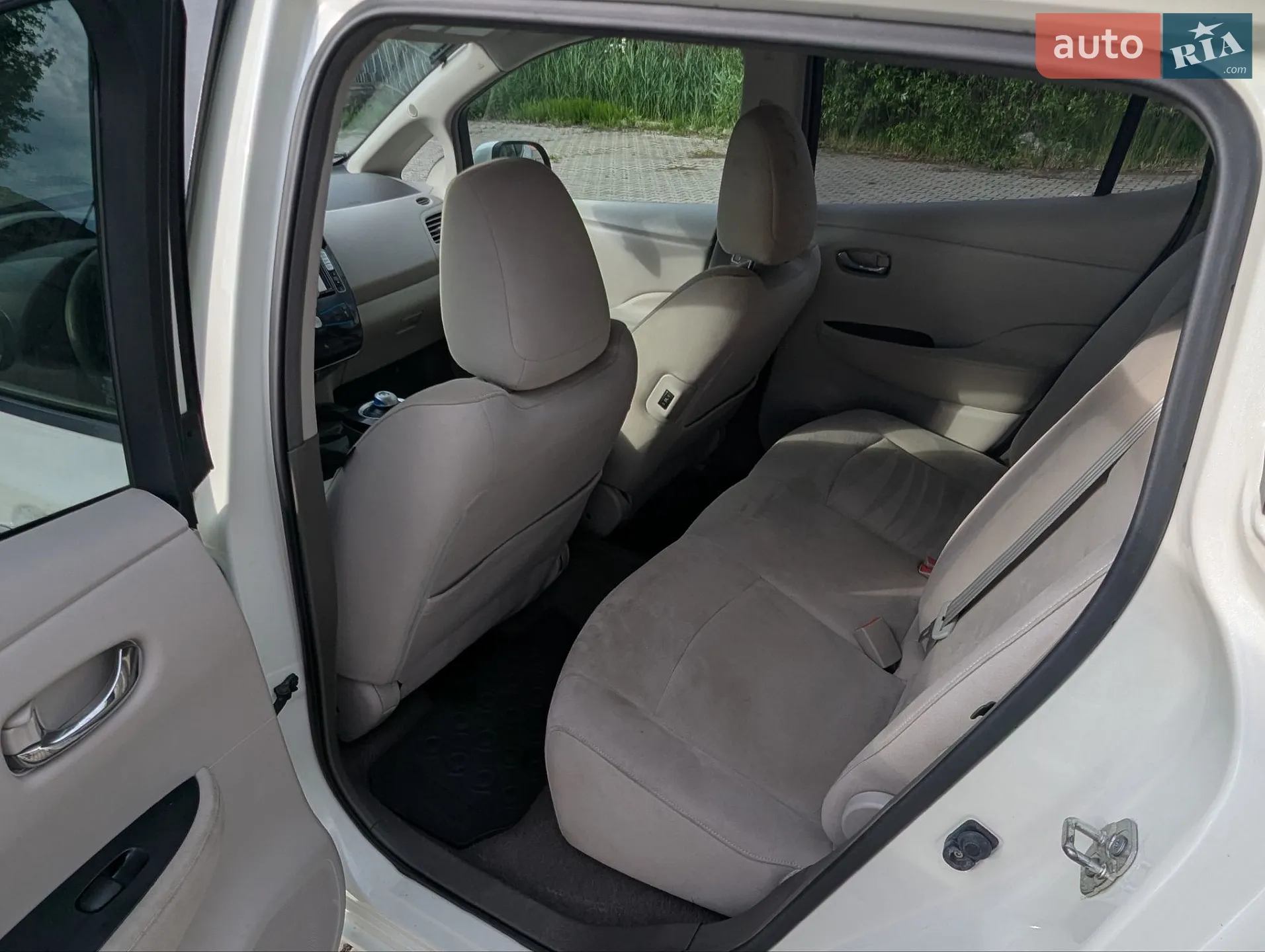2012 Nissan Leaf - мініатюра 32