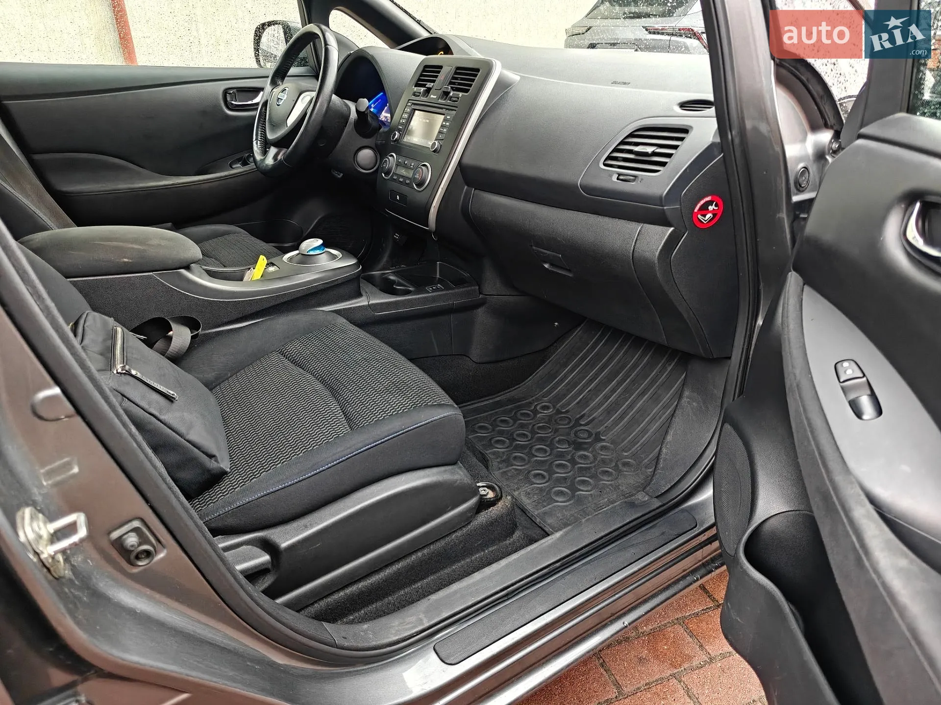 2014 Nissan Leaf - мініатюра 11