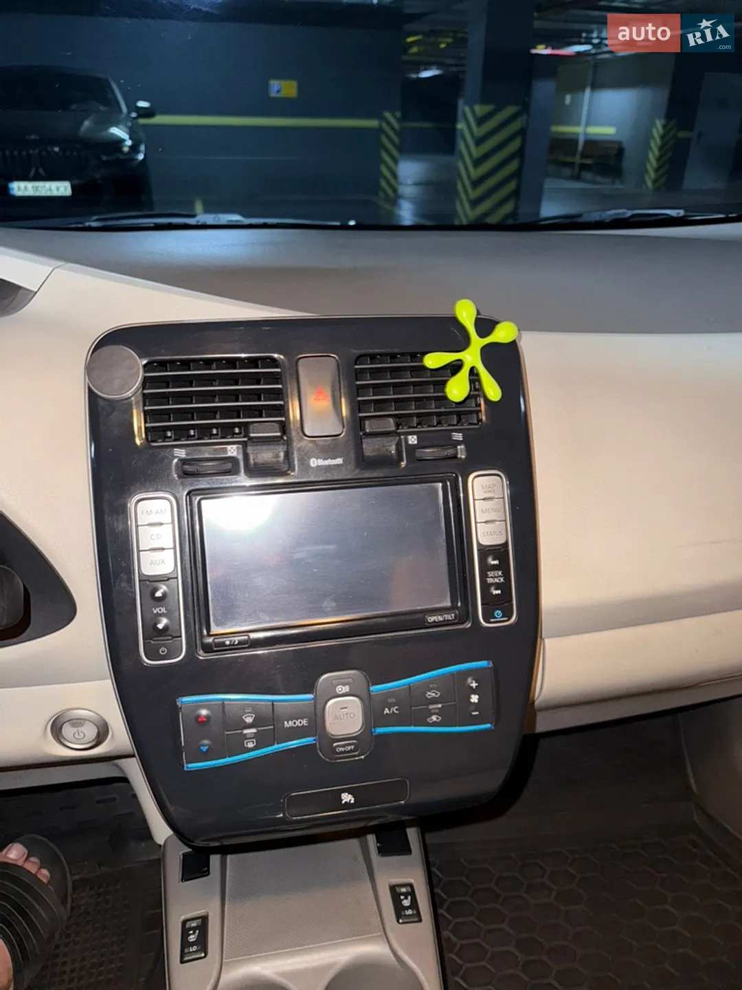 2011 Nissan Leaf - мініатюра 28