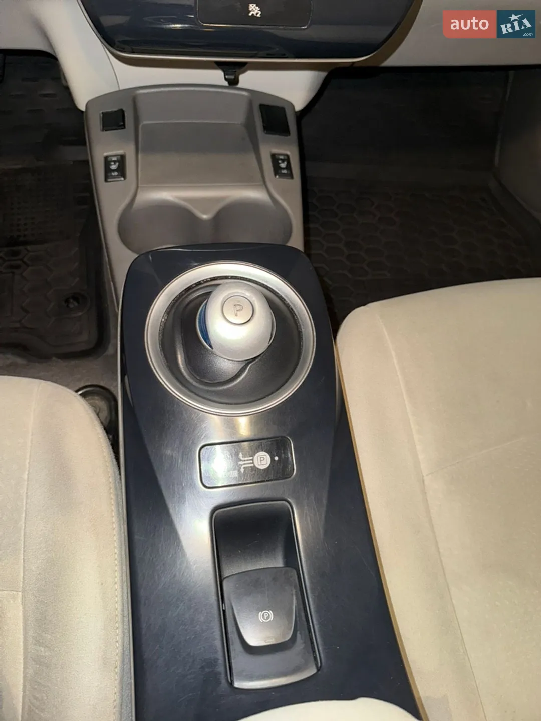 2011 Nissan Leaf - мініатюра 31