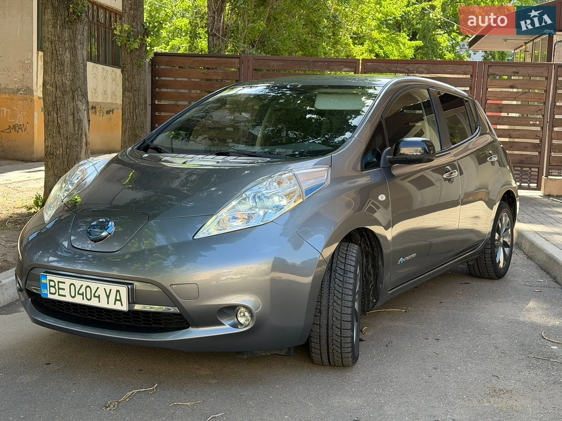 2017 Nissan Leaf - мініатюра 2