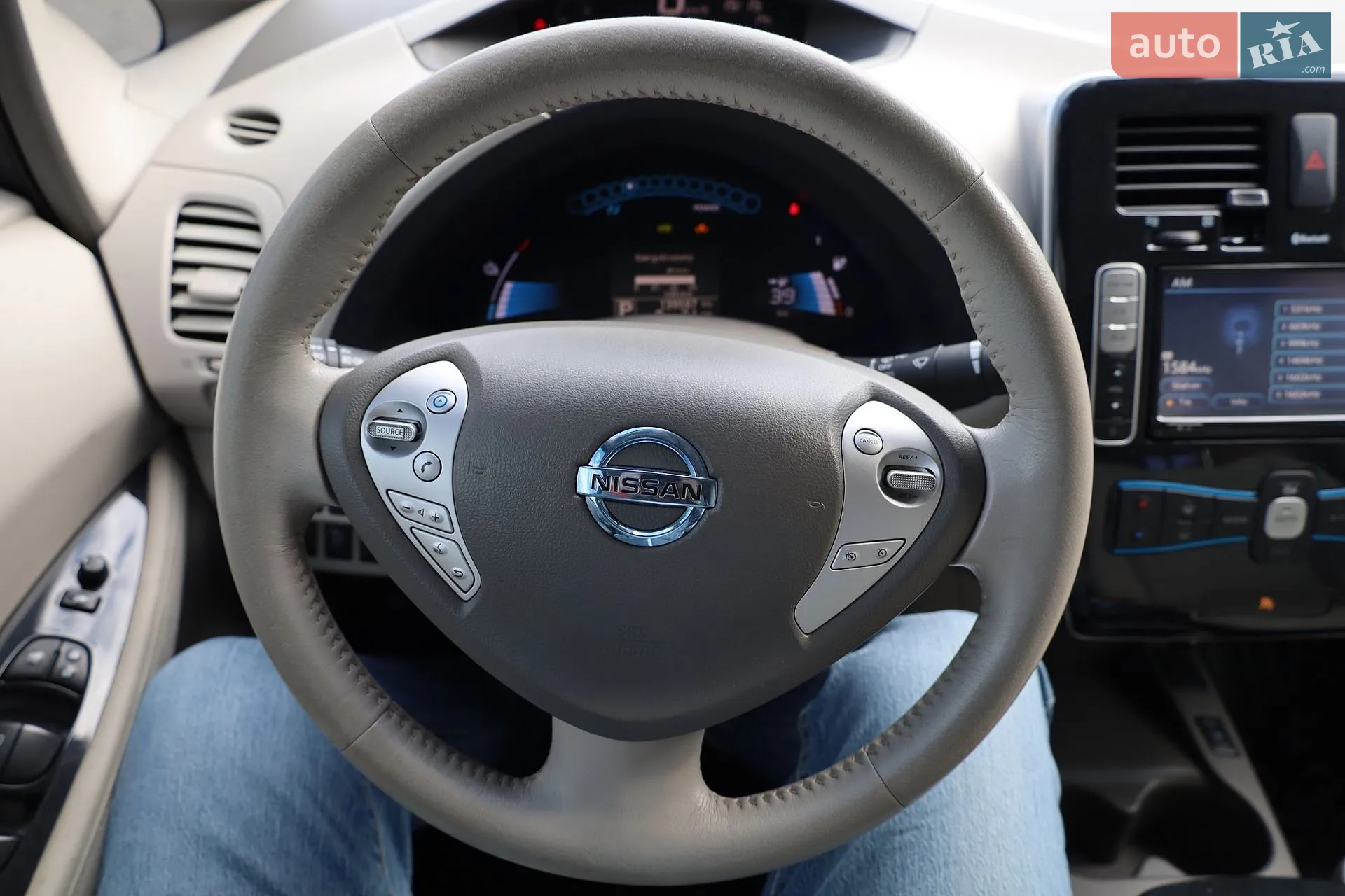 2011 Nissan Leaf - мініатюра 28