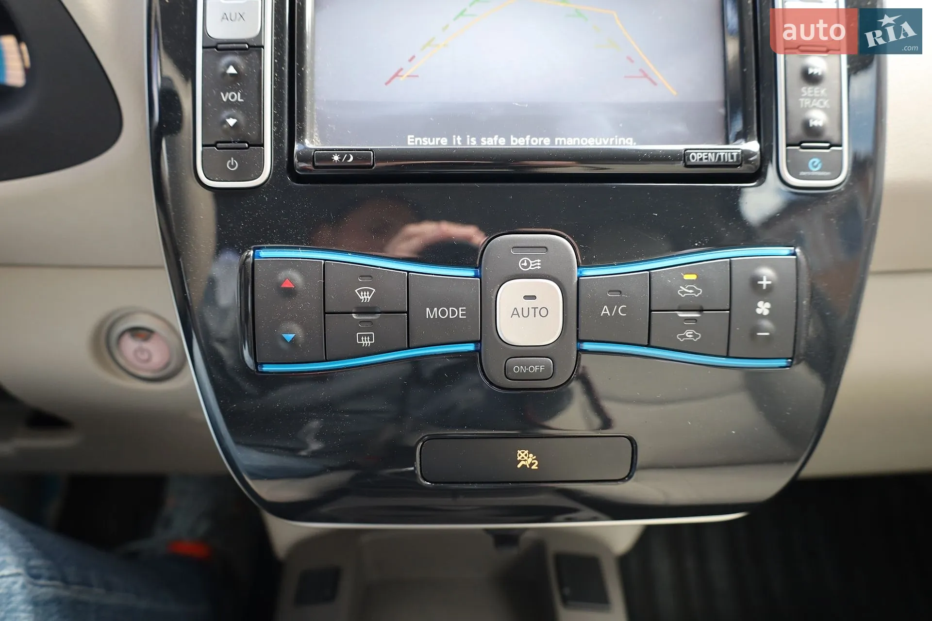 2011 Nissan Leaf - мініатюра 33
