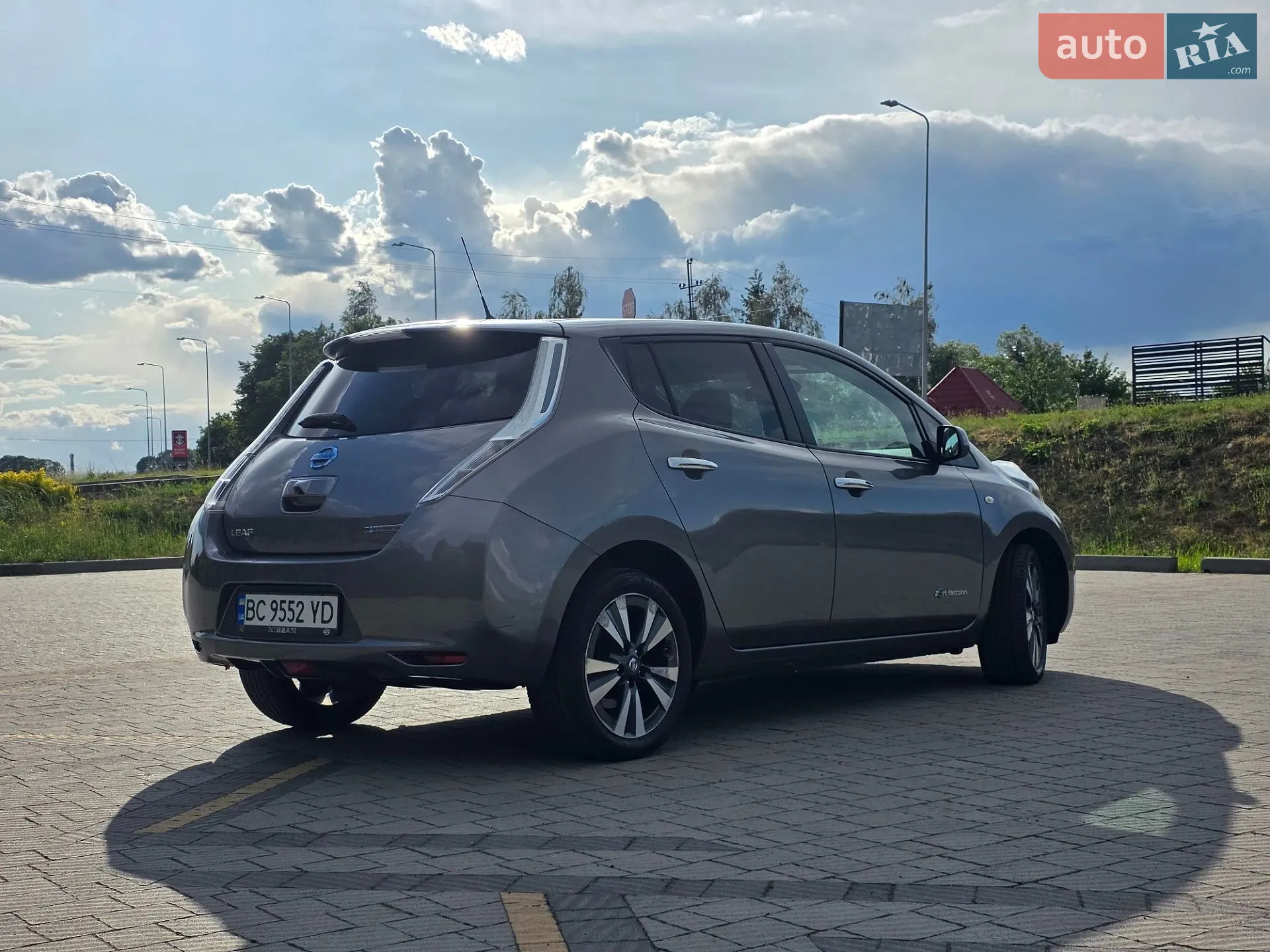 2015 Nissan Leaf - мініатюра 8