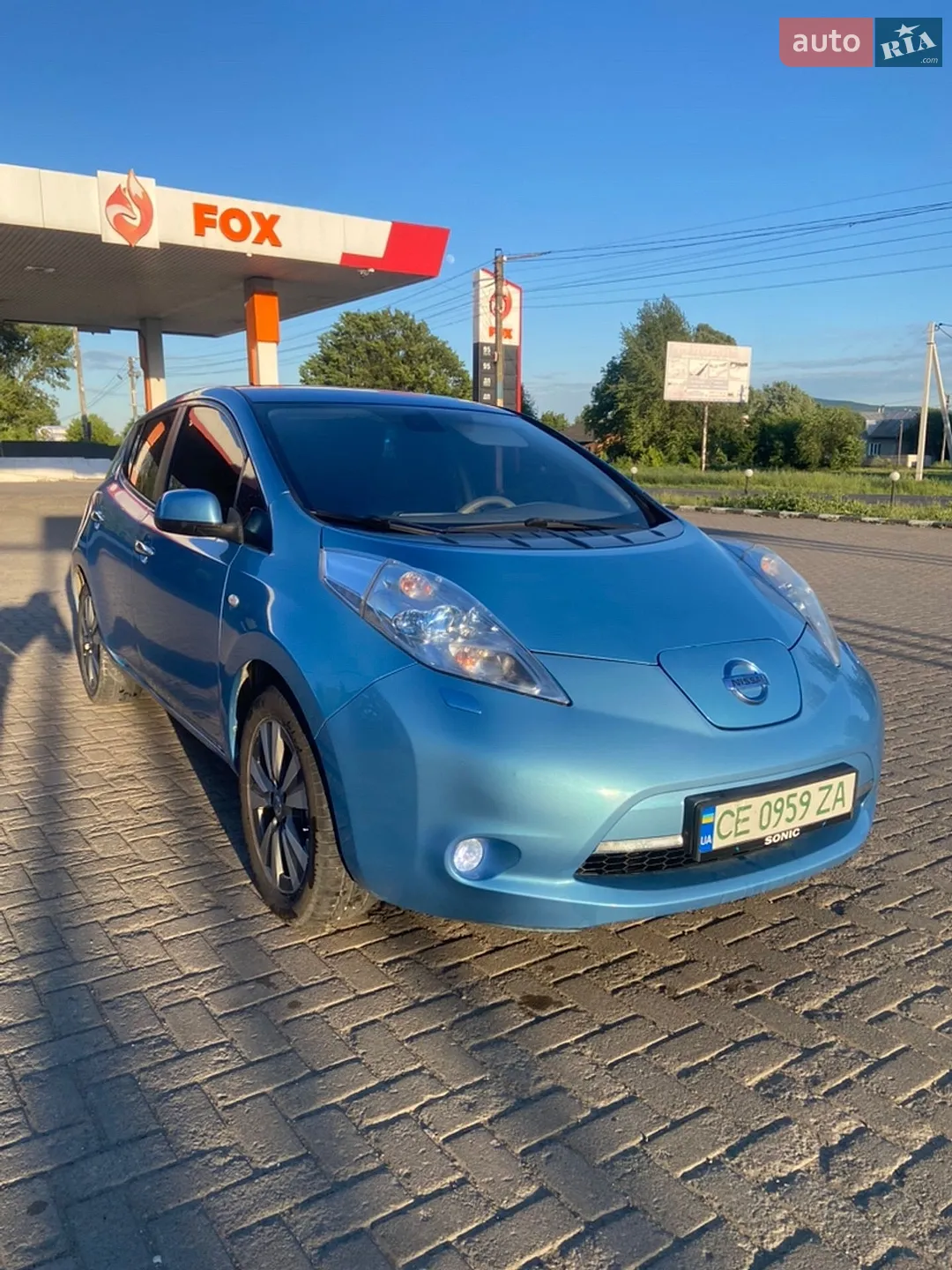 2011 Nissan Leaf - мініатюра 2