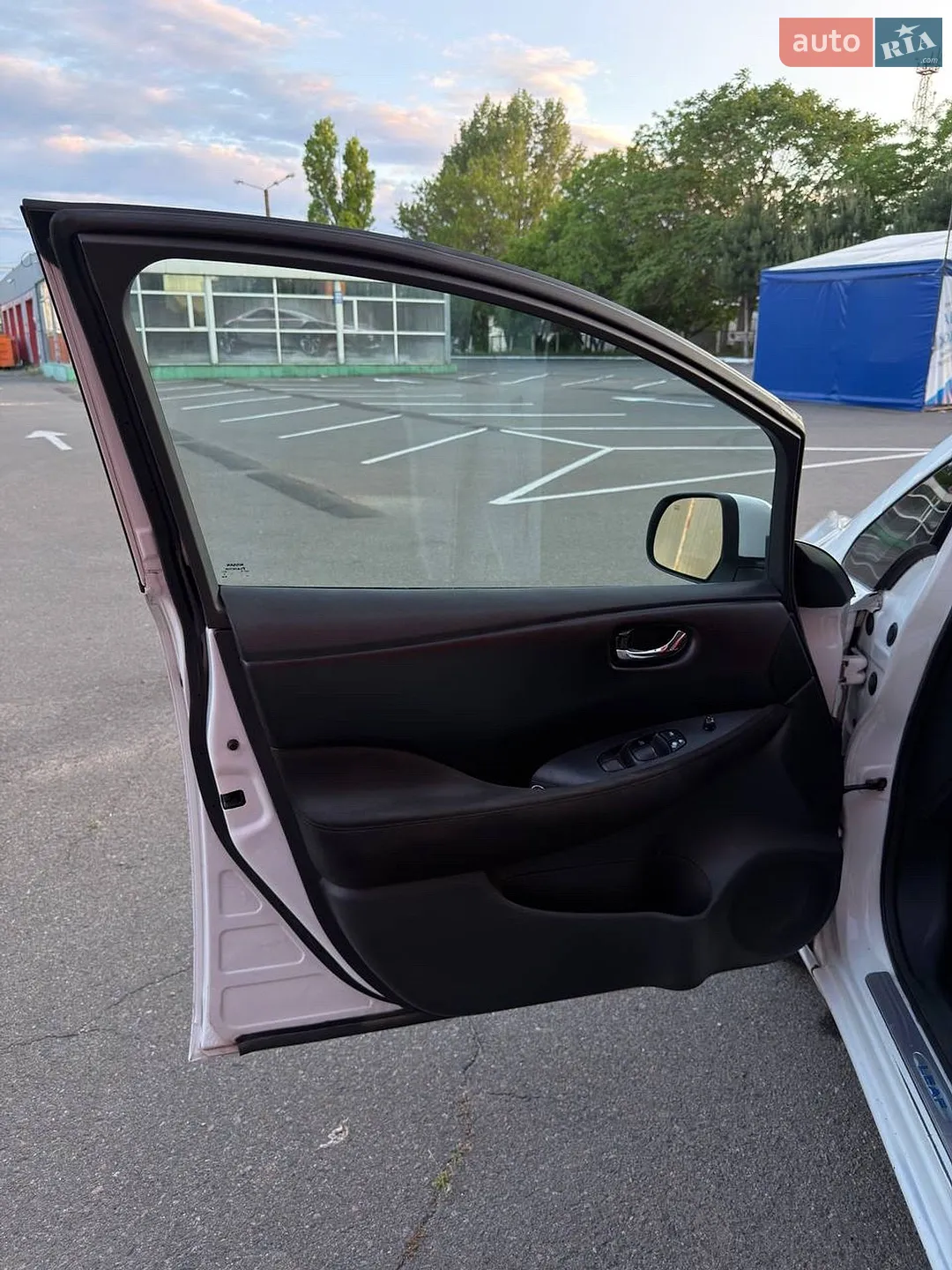 2013 Nissan Leaf - мініатюра 6