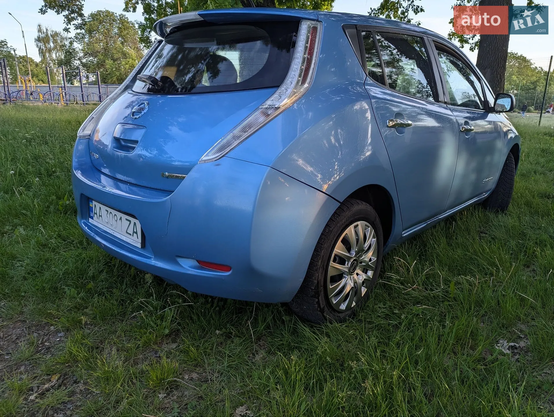 2013 Nissan Leaf - мініатюра 5