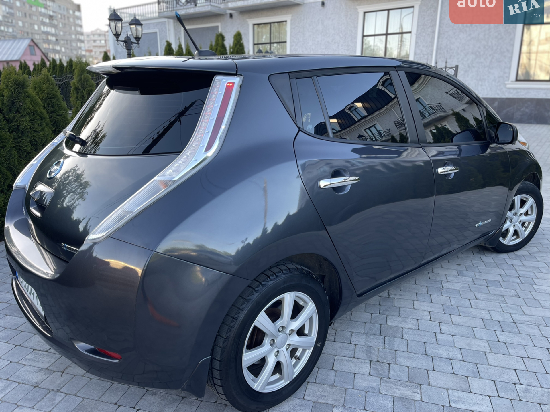 2013 Nissan Leaf - мініатюра 13