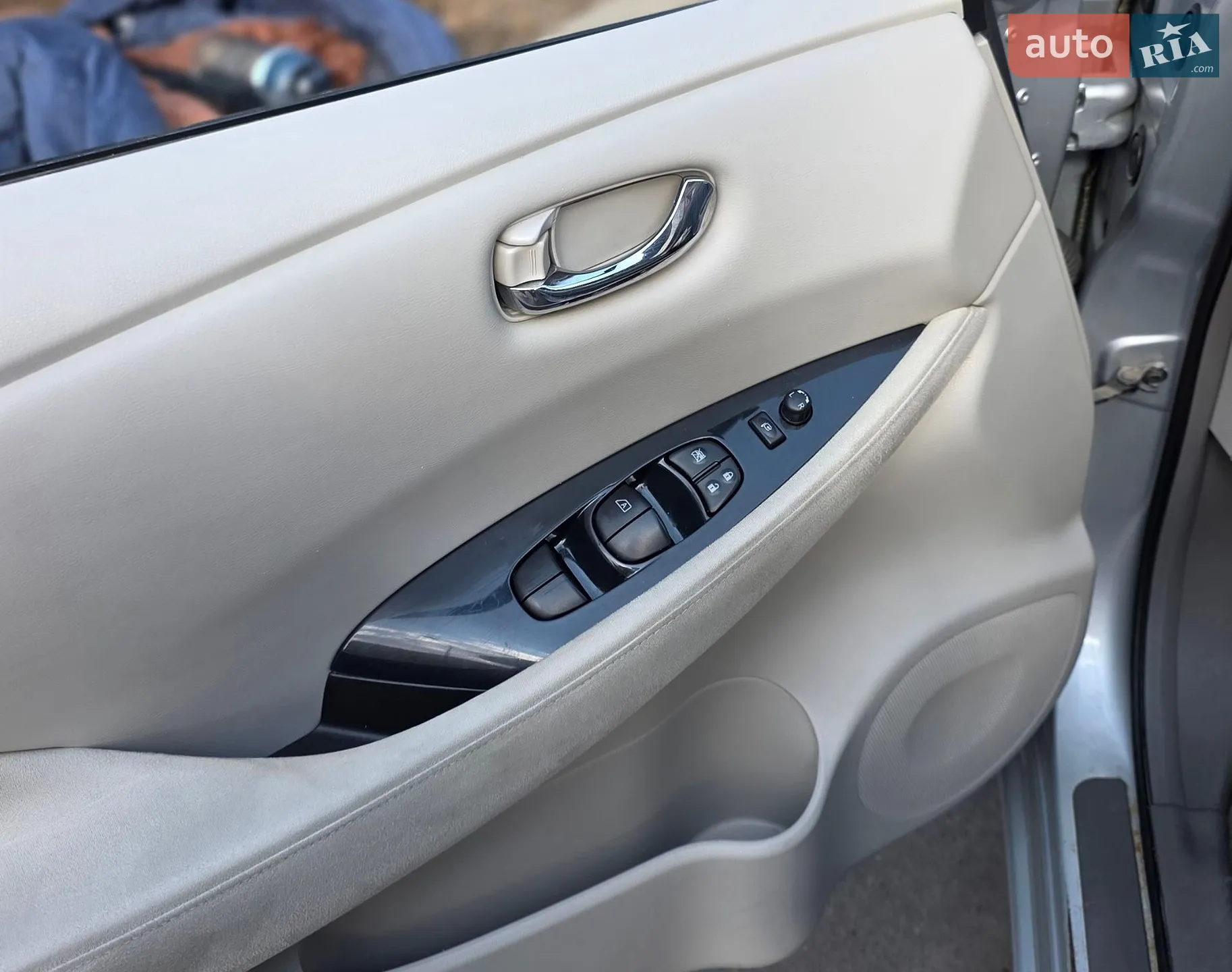 2012 Nissan Leaf - мініатюра 17