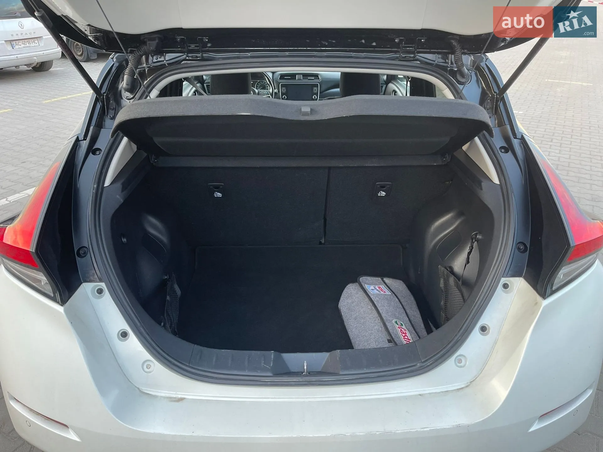 2020 Nissan Leaf - мініатюра 46