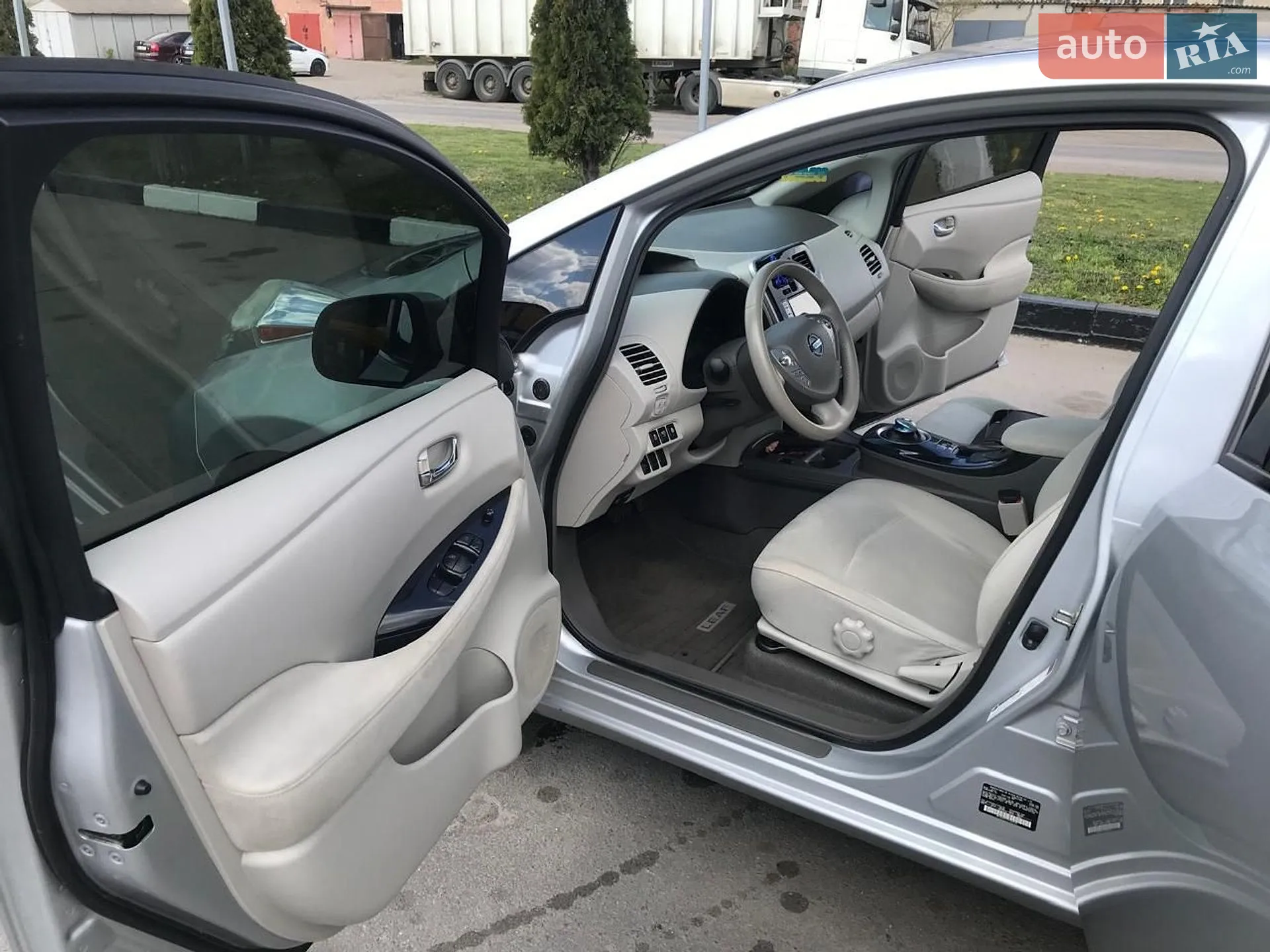 2012 Nissan Leaf - мініатюра 6