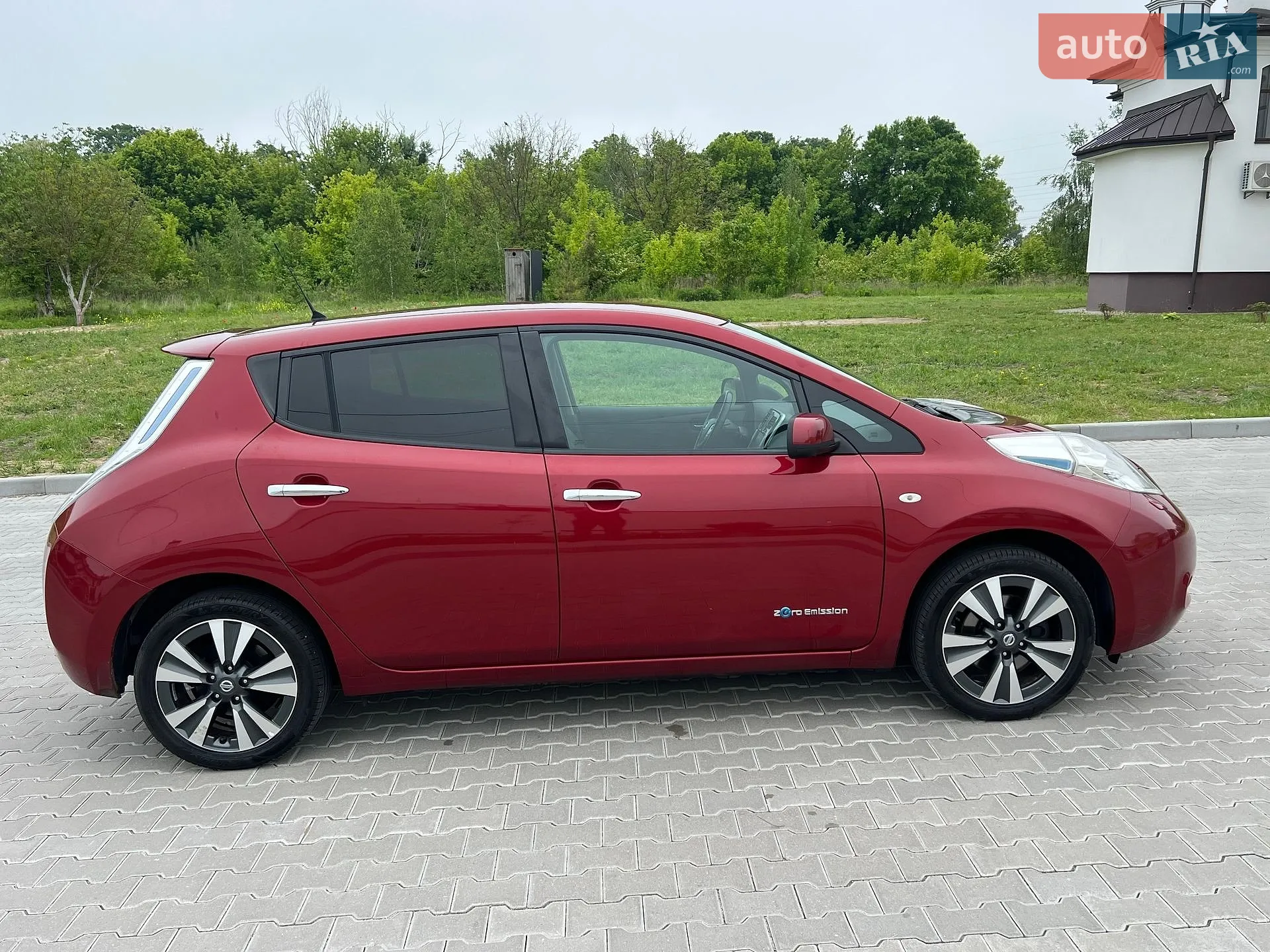 2016 Nissan Leaf - мініатюра 4