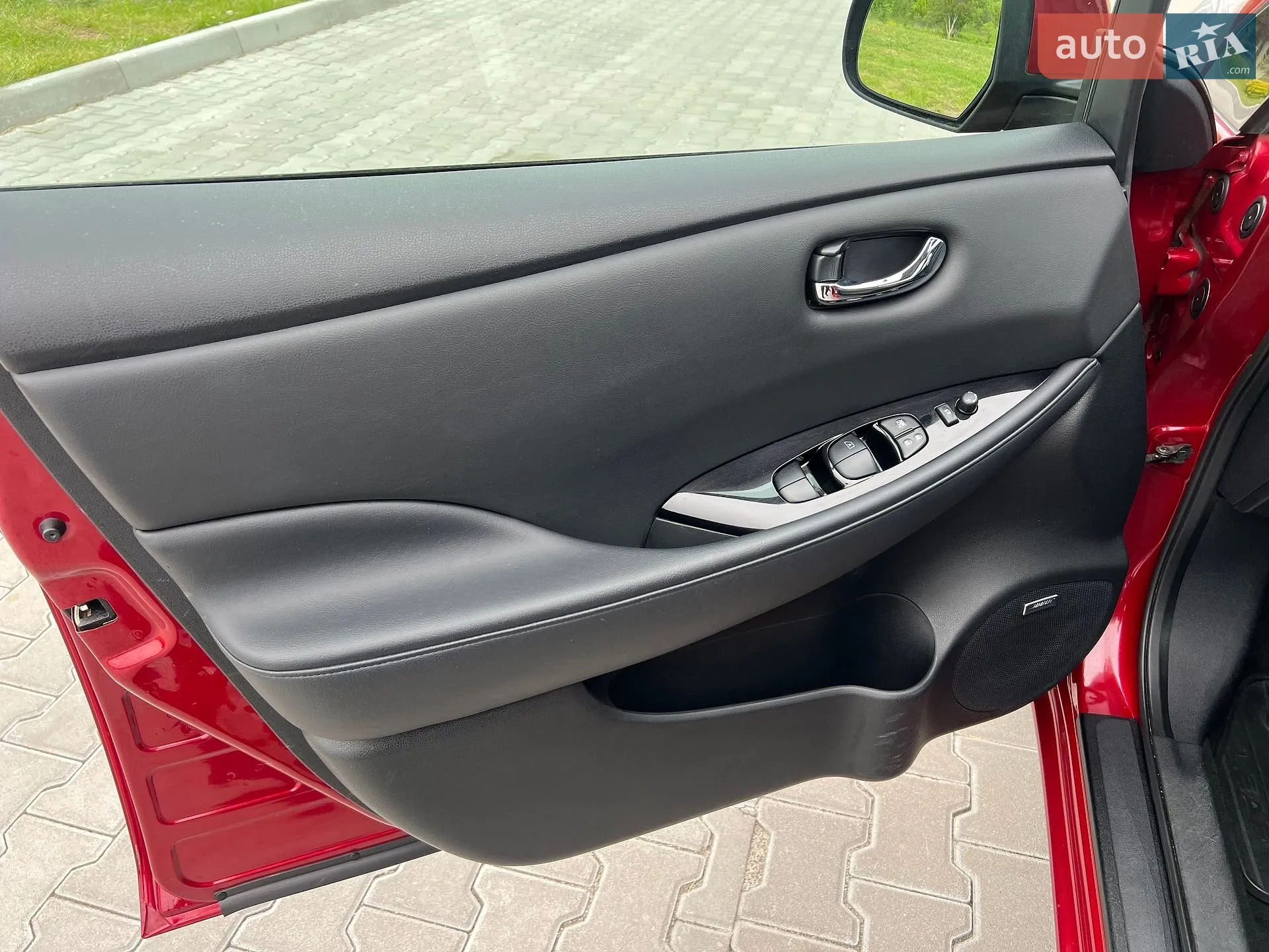 2016 Nissan Leaf - мініатюра 24